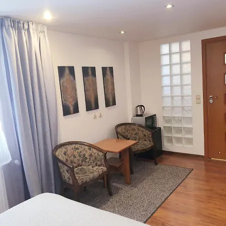 Bardzo Goscinne * קרפאז'