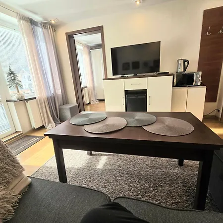 Bardzo Goscinne בית אירוח *