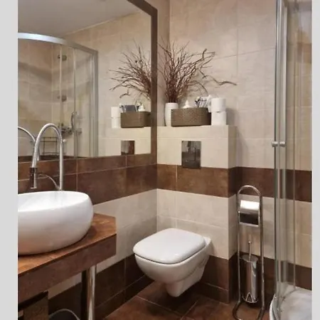 Bardzo Goscinne בית אירוח *