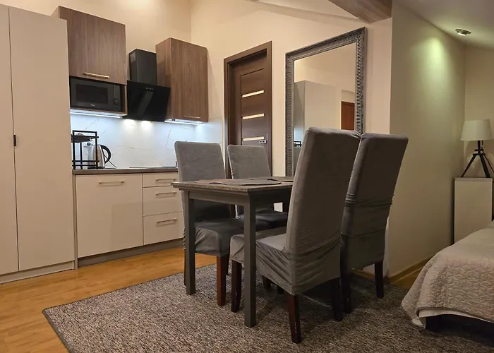 Проживание в семье Bardzo Goscinne